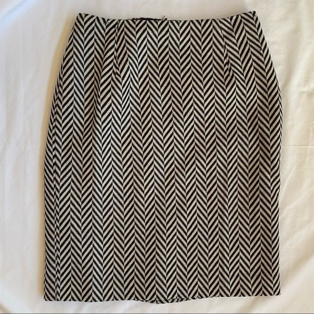 Oscar de la Renta Pencil Skirt Womens 4P Black White Wool Herringbone Excellent